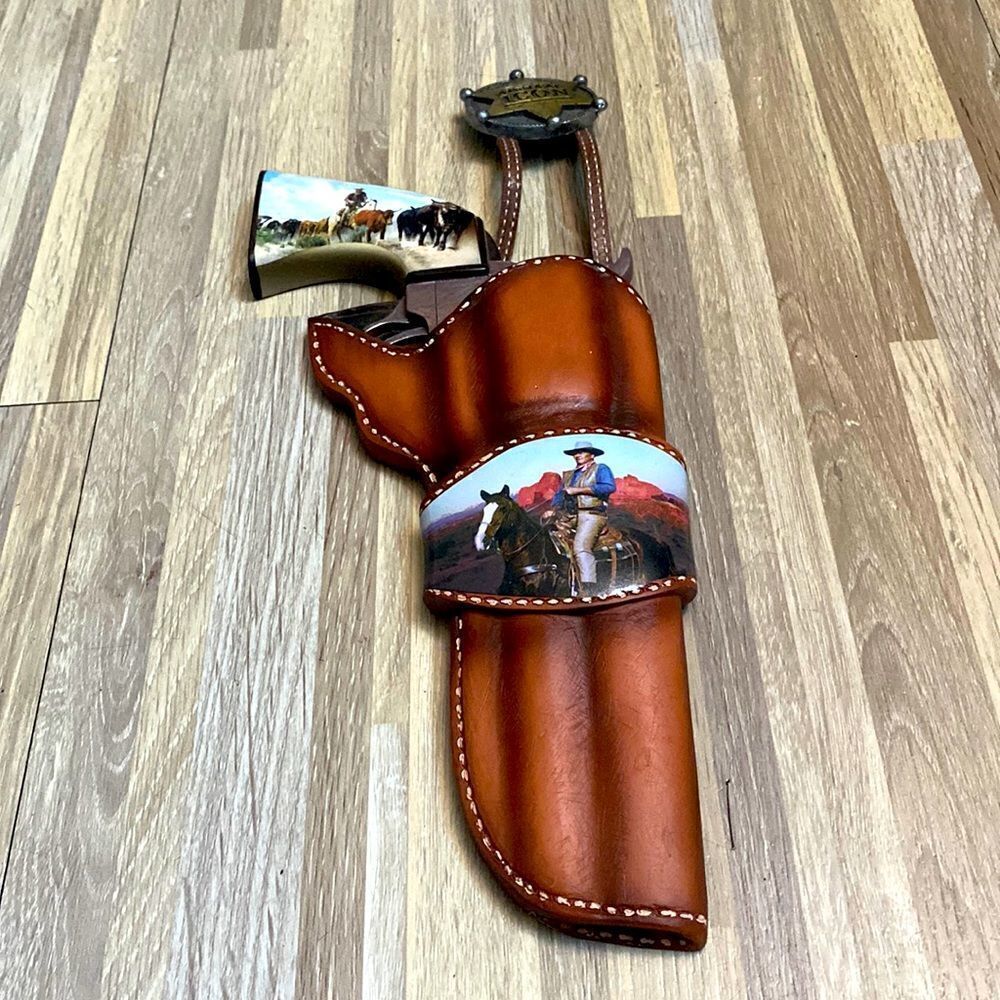 John Wayne American Icon ceramic wall art replica pistol movie clip prop house - Picture 6 of 11